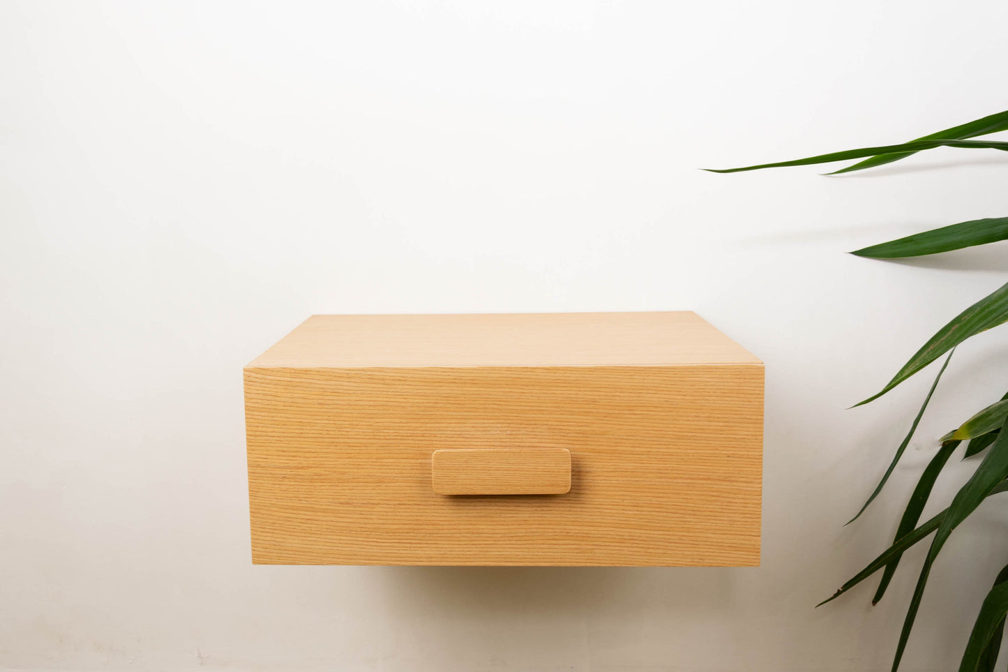 Scandinavian Oak Floating Bedside Table with One Drawer, Wall Mounted Nighstand with Wooden Handle